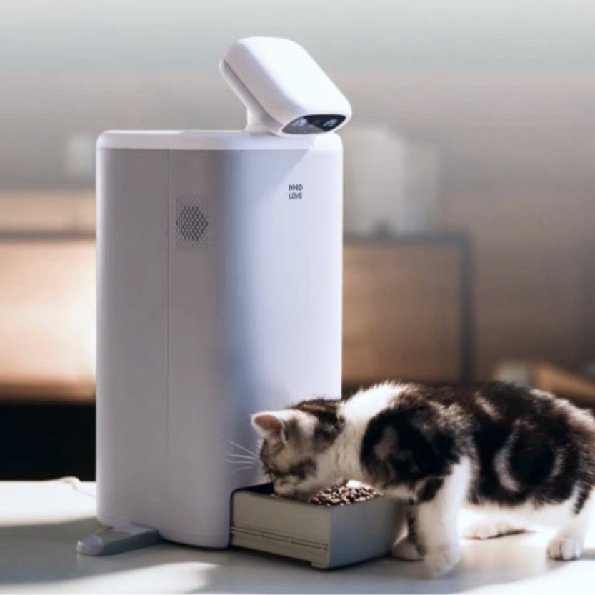 Sentia Diagnostics: AI Tracking Feeder Camera